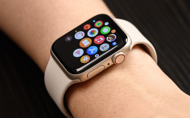 techzones-smartwatch- tot-hon-apple-Watch-series-8-4